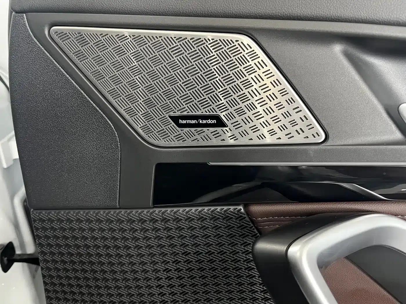 2024 BMW X1 sDrive25Li X Design Package — миниатюра 3