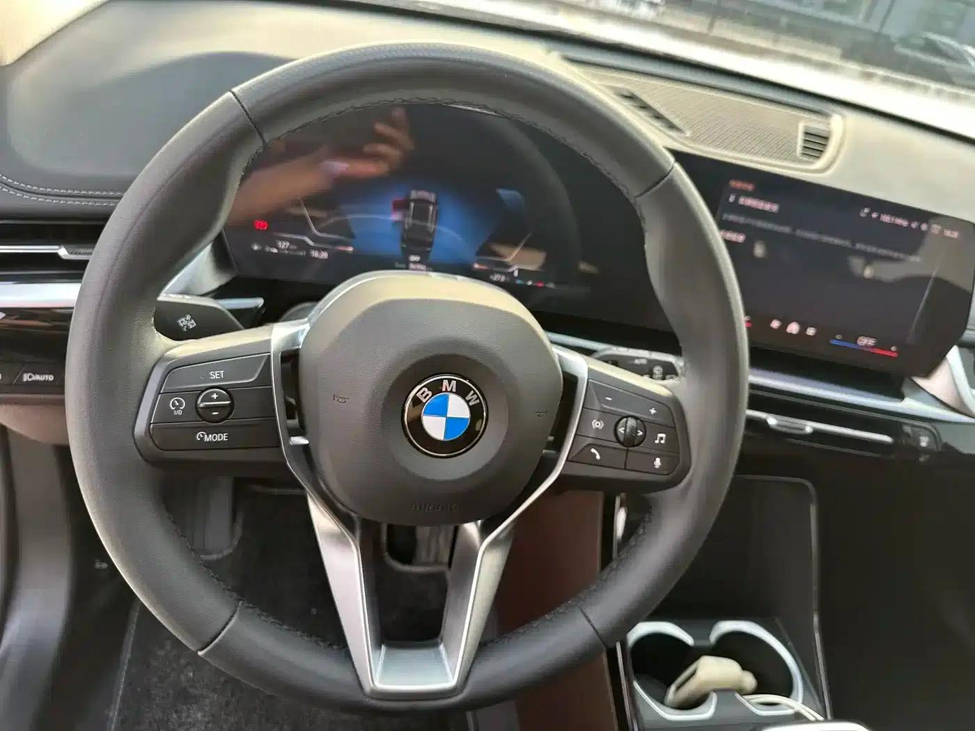 2023 BMW X1 sDrive20Li X Design Package — миниатюра 12
