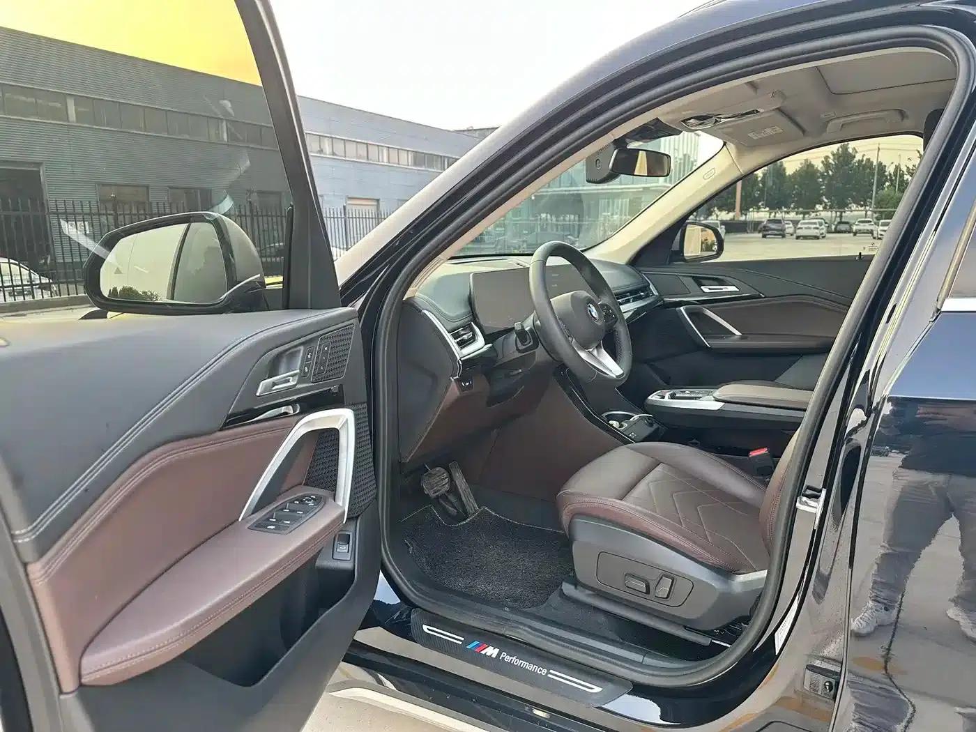 2023 BMW X1 sDrive20Li X Design Package — миниатюра 15