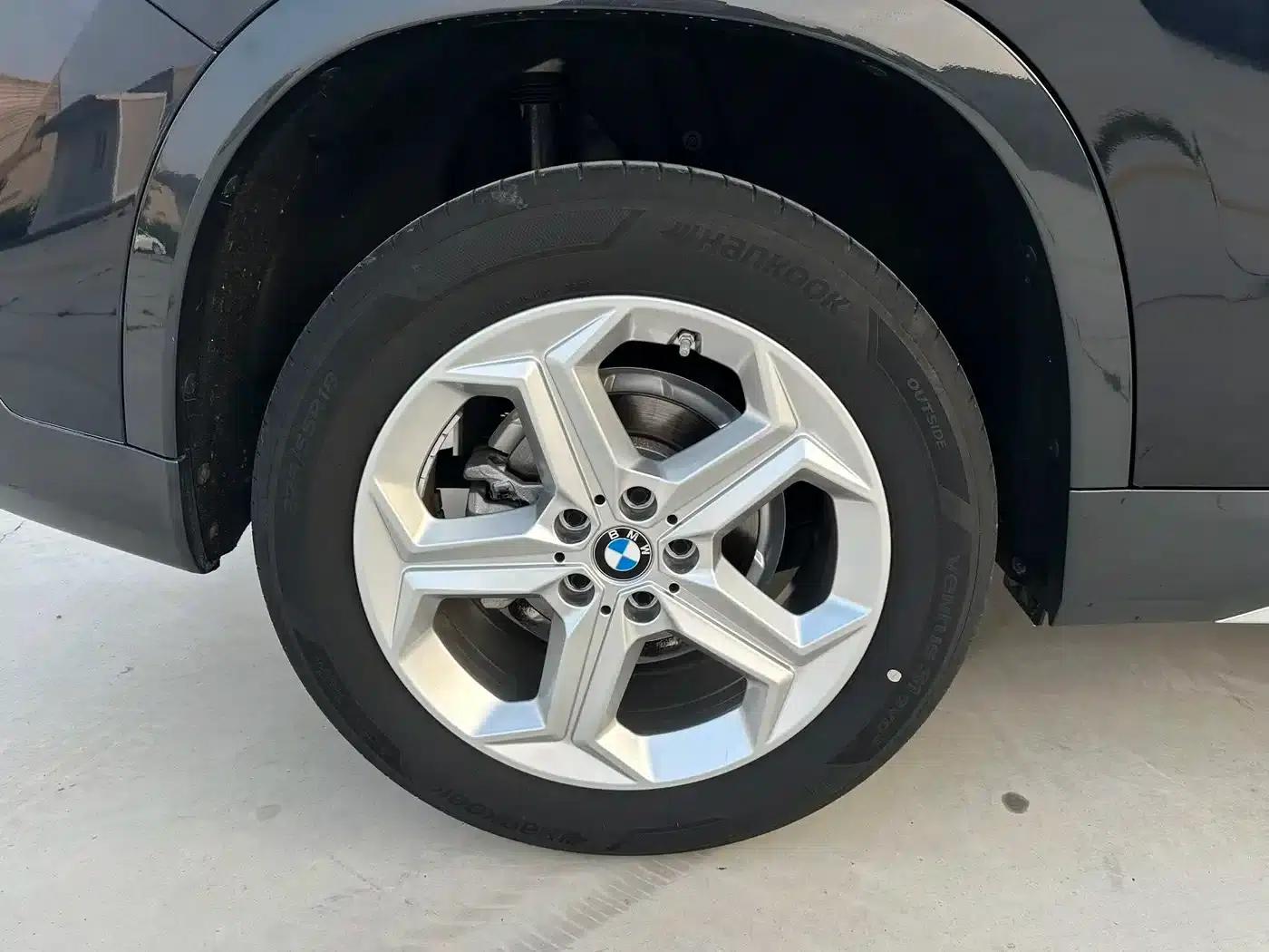 2023 BMW X1 sDrive20Li X Design Package — миниатюра 7