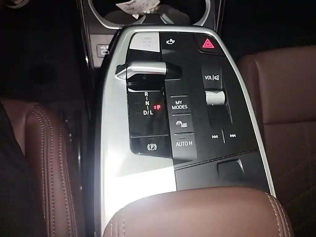 2023 BMW X1 sDrive25Li X Design Package — миниатюра 14