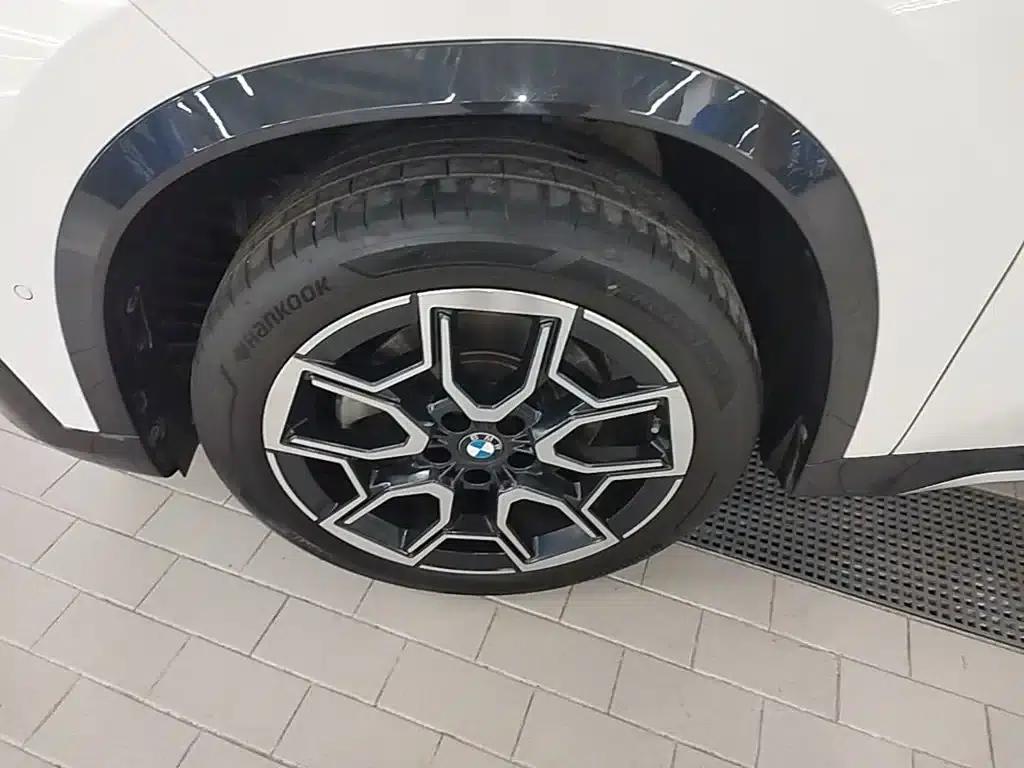 2023 BMW X1 sDrive25Li X Design Package — миниатюра 23
