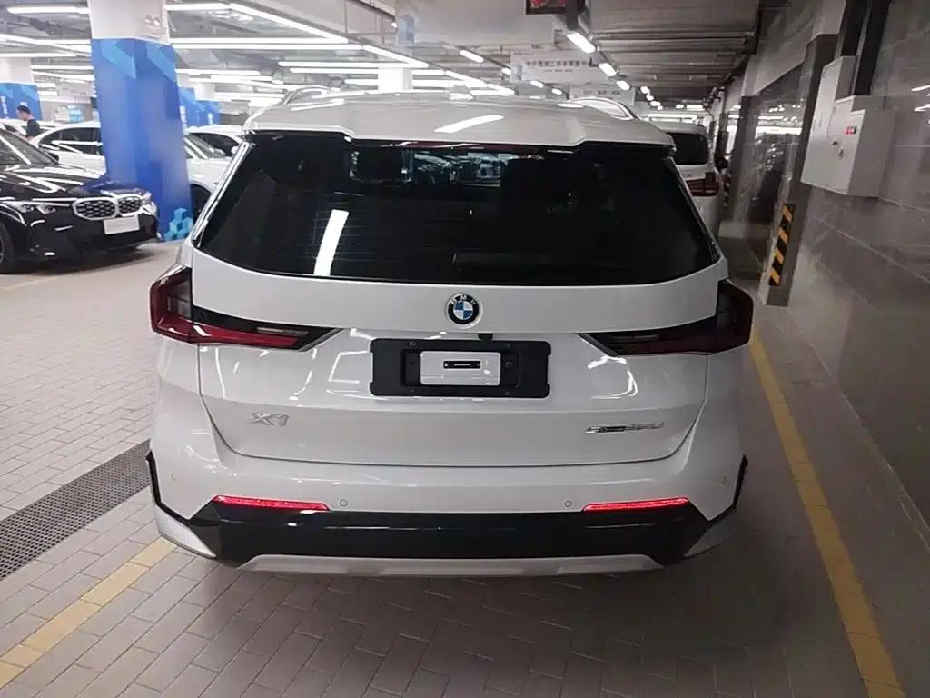 2023 BMW X1 sDrive25Li X Design Package — миниатюра 6