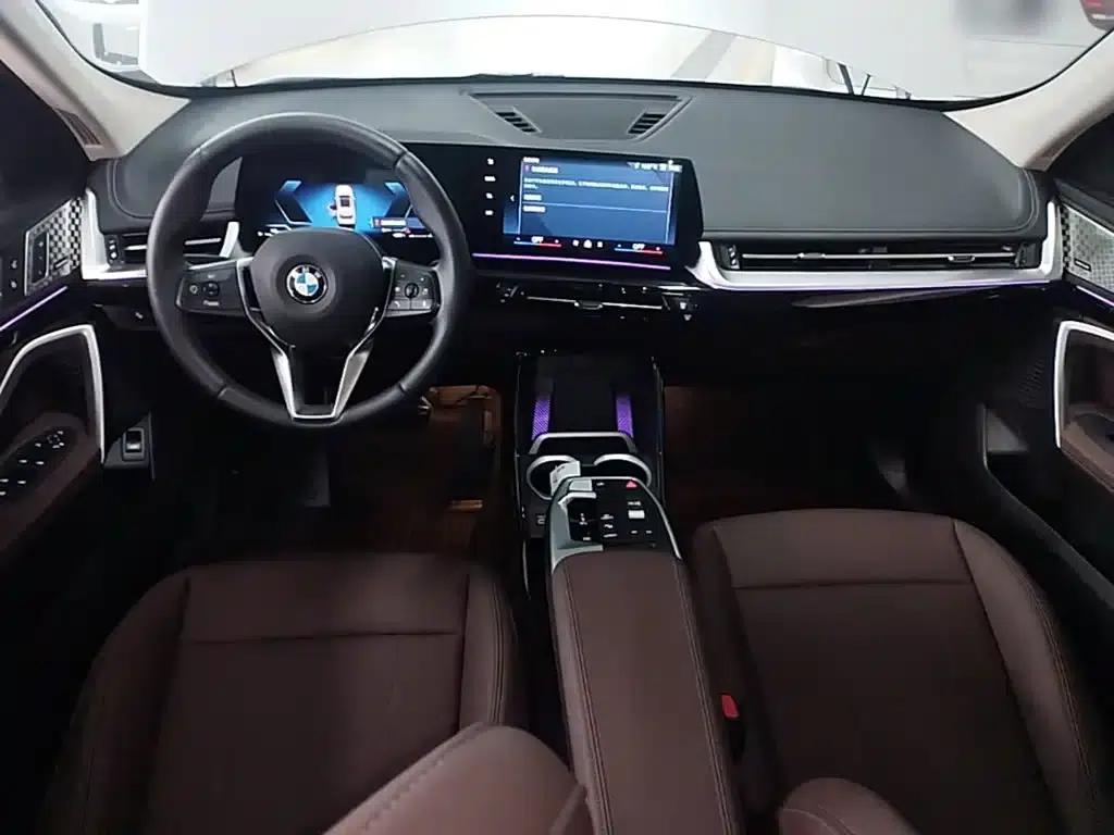 2023 BMW X1 sDrive25Li X Design Package — миниатюра 10