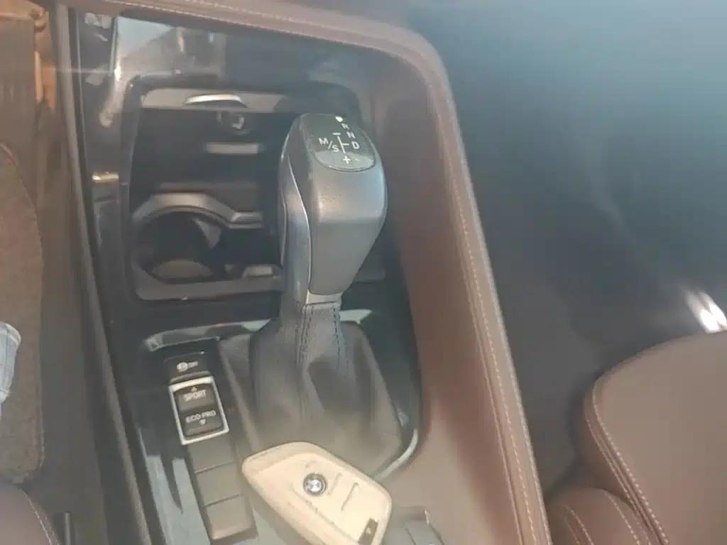 BMW X1 2018 sDrive18Li Premium — миниатюра 14