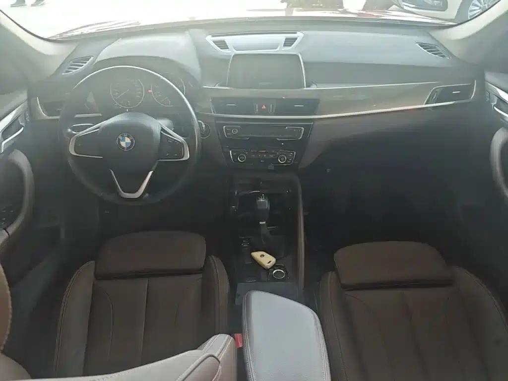 BMW X1 2018 sDrive18Li Premium — миниатюра 10