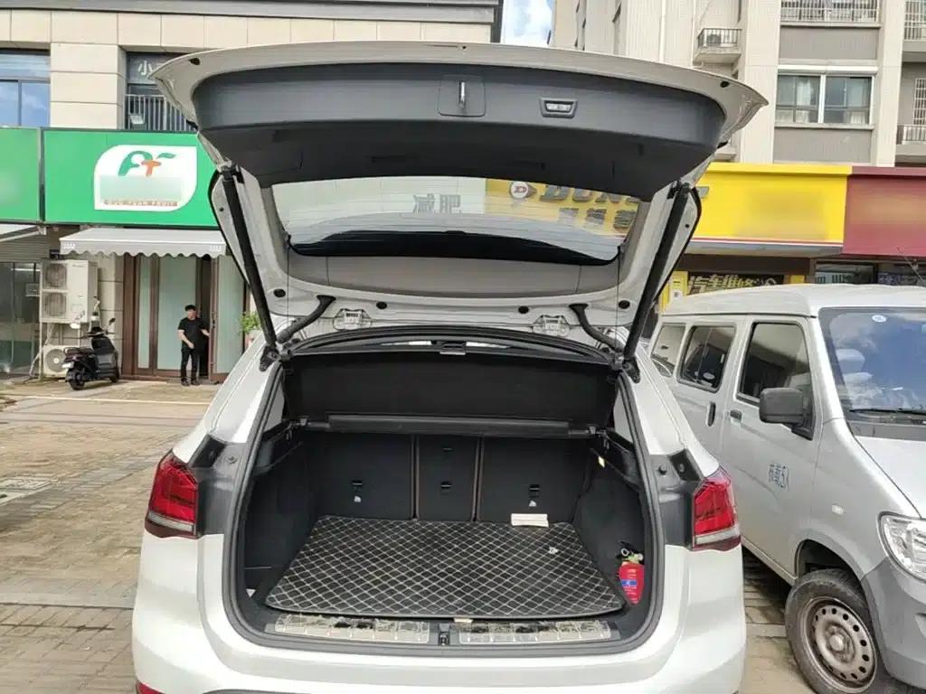 BMW X1 2020 sDrive25Li Leading Edition — миниатюра 19