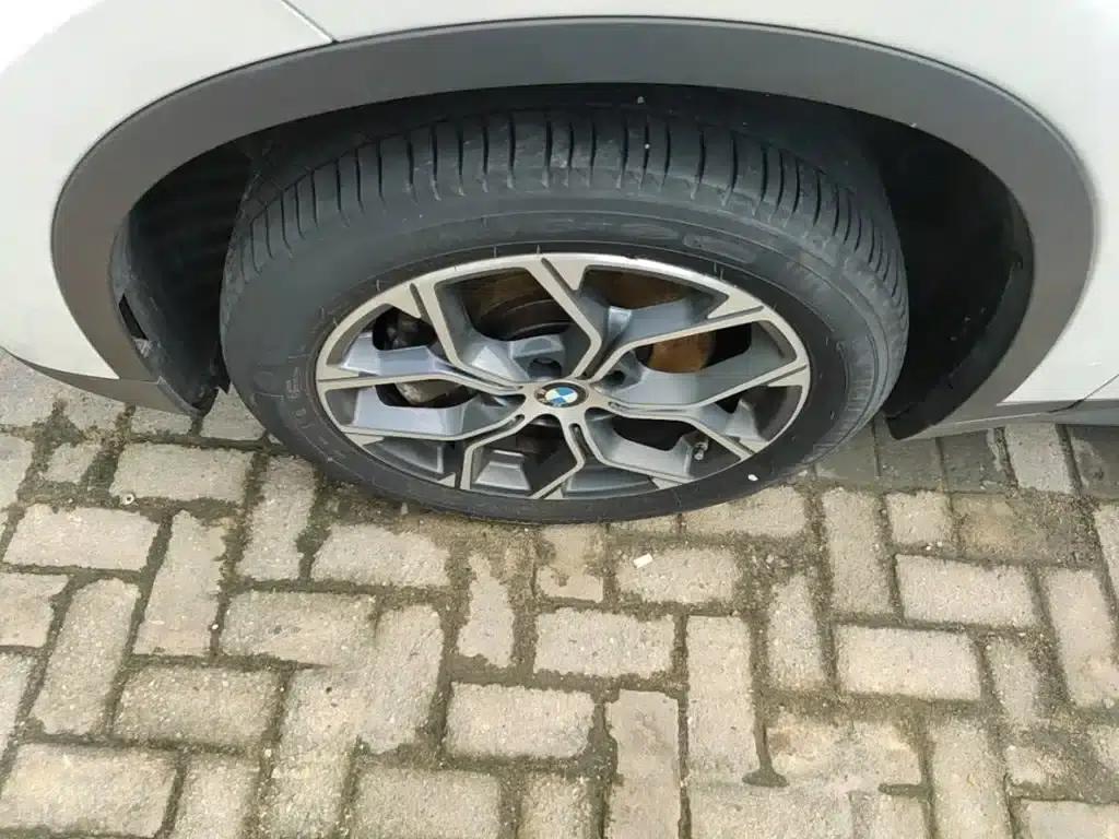 BMW X1 2020 sDrive25Li Leading Edition — миниатюра 23
