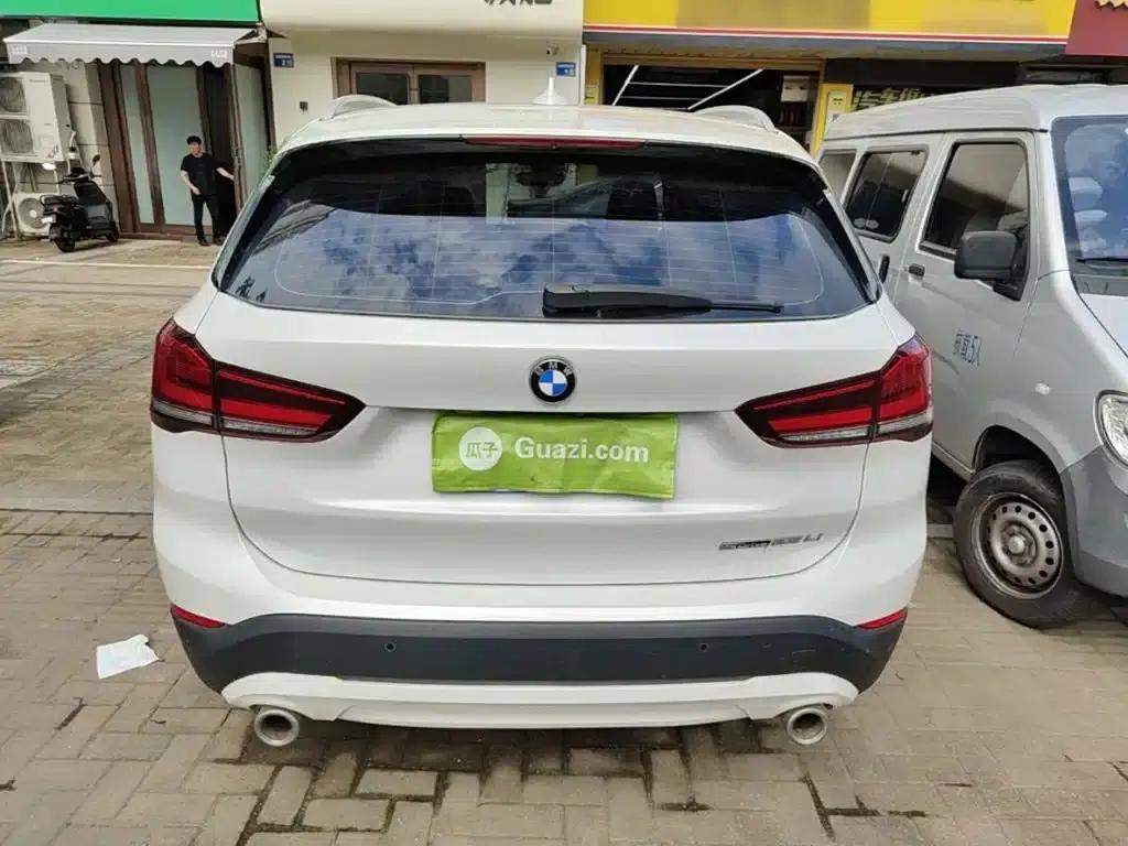 BMW X1 2020 sDrive25Li Leading Edition — миниатюра 6