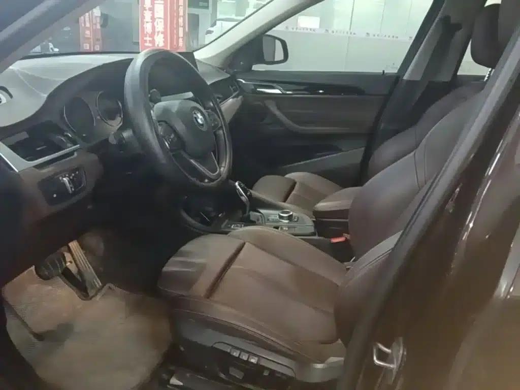 BMW X1 2020 sDrive25Li Leading Edition — миниатюра 15