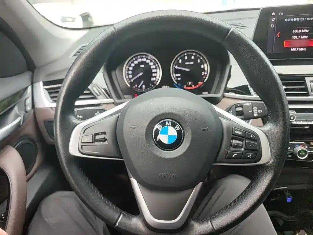 BMW X1 2020 sDrive25Li Leading Edition — миниатюра 11