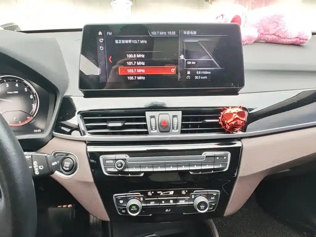 BMW X1 2020 sDrive25Li Leading Edition — миниатюра 13