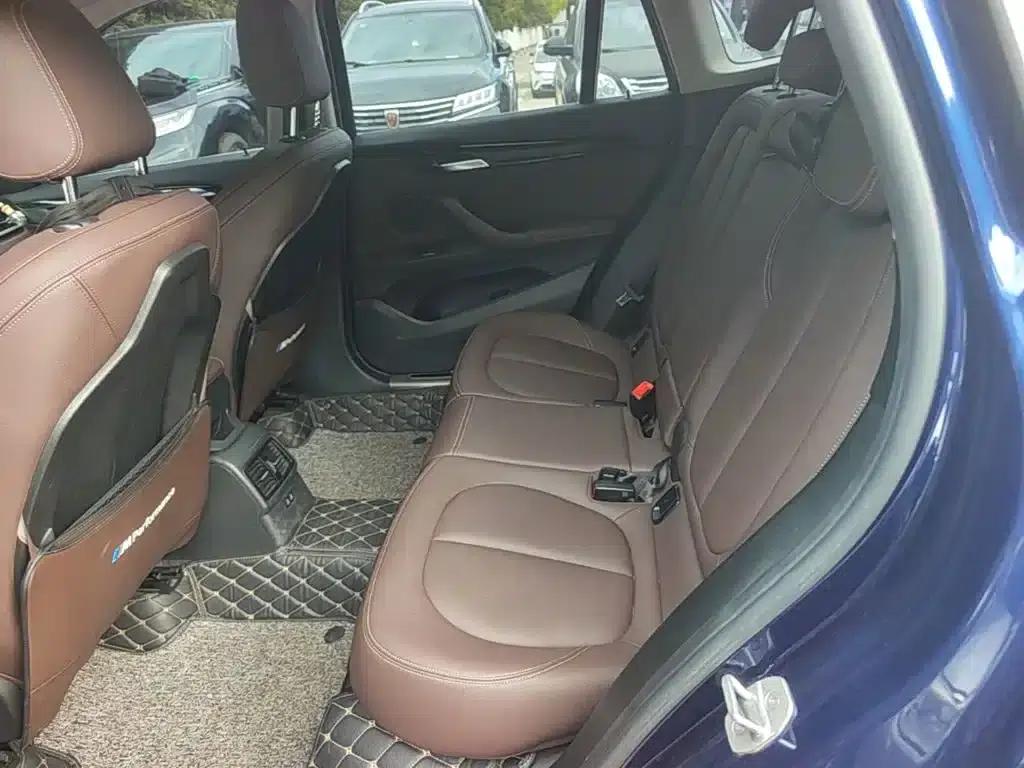 BMW X1 2020 sDrive25Li Leading Edition — миниатюра 17