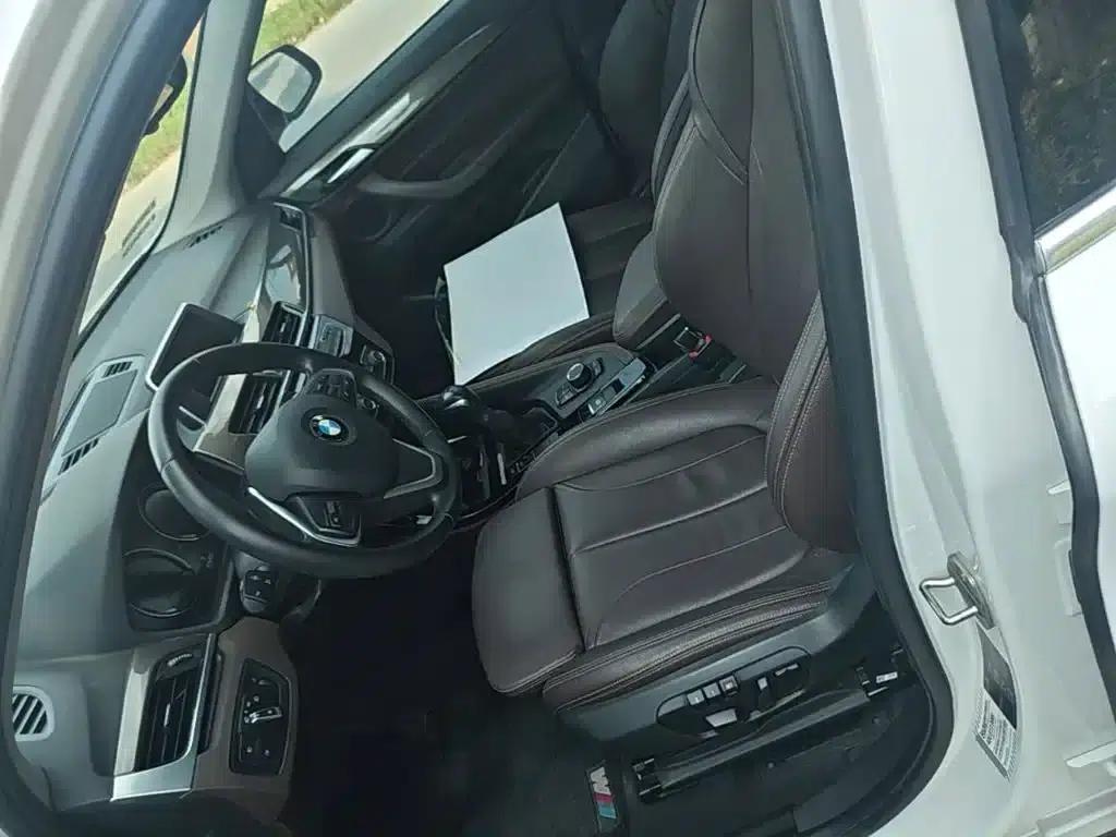 BMW X1 2018 sDrive18Li Premium — миниатюра 15