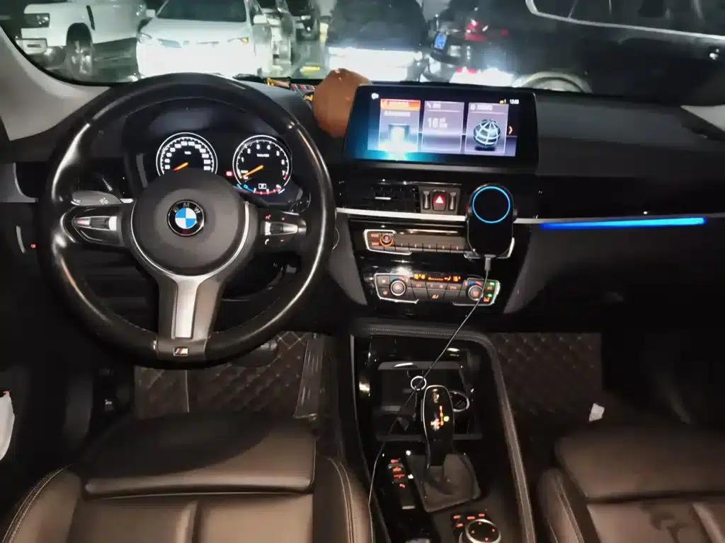 BMW X1 2021 sDrive20Li Premium — миниатюра 13