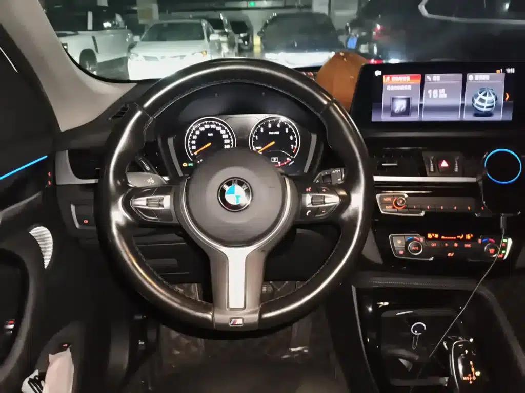 BMW X1 2021 sDrive20Li Premium — миниатюра 3