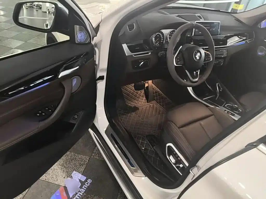 BMW X1 2020 sDrive20Li Fashion Edition — миниатюра 16