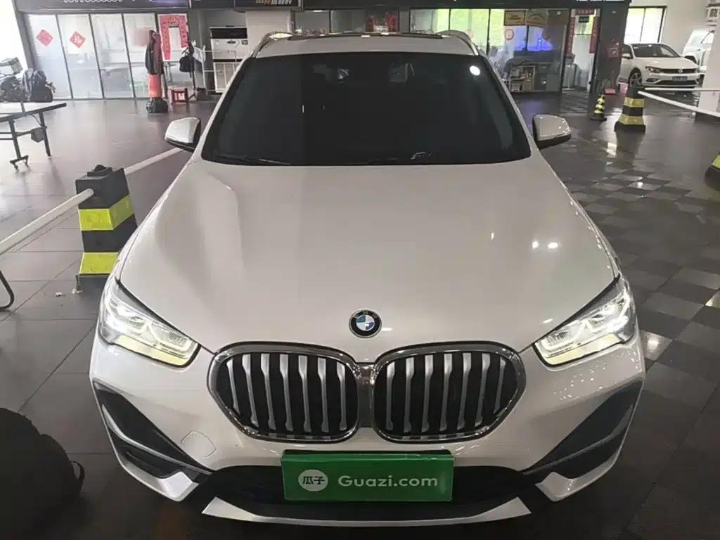 BMW X1 2020 sDrive20Li Fashion Edition — миниатюра 3