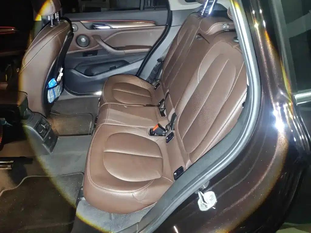 BMW X1 2018 xDrive20Li Premium — миниатюра 15