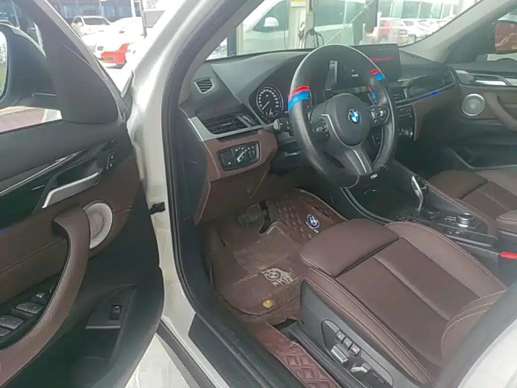 BMW X1 2022 sDrive25Li Leading Edition — миниатюра 16