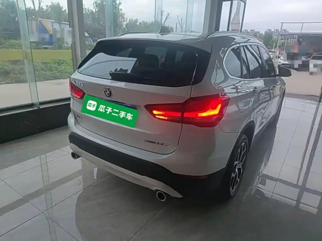 BMW X1 2022 sDrive25Li Leading Edition — миниатюра 7