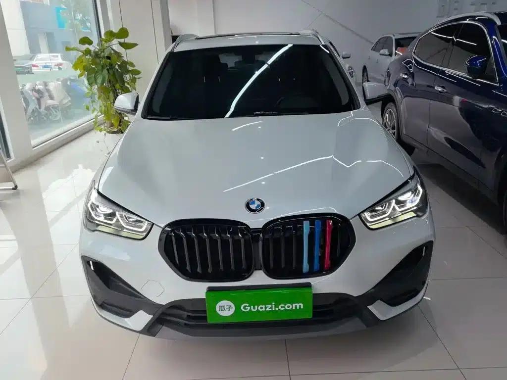 BMW X1 2022 sDrive25Li Leading Edition — миниатюра 19