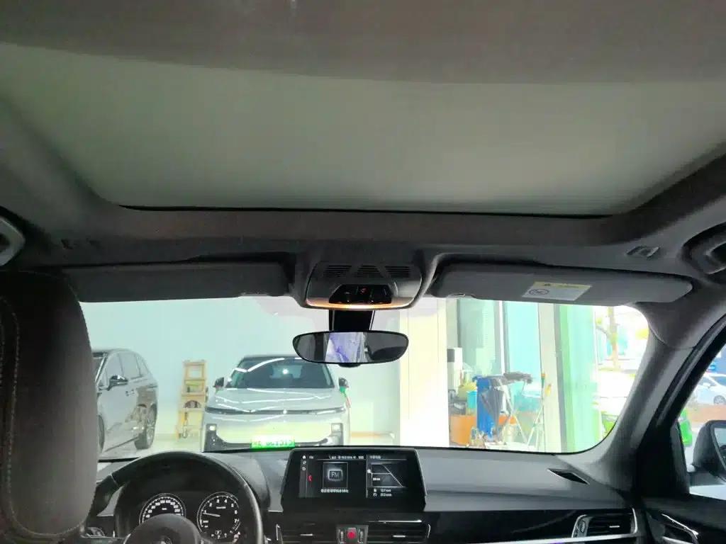 BMW X1 2022 sDrive25Li Leading Edition — миниатюра 8