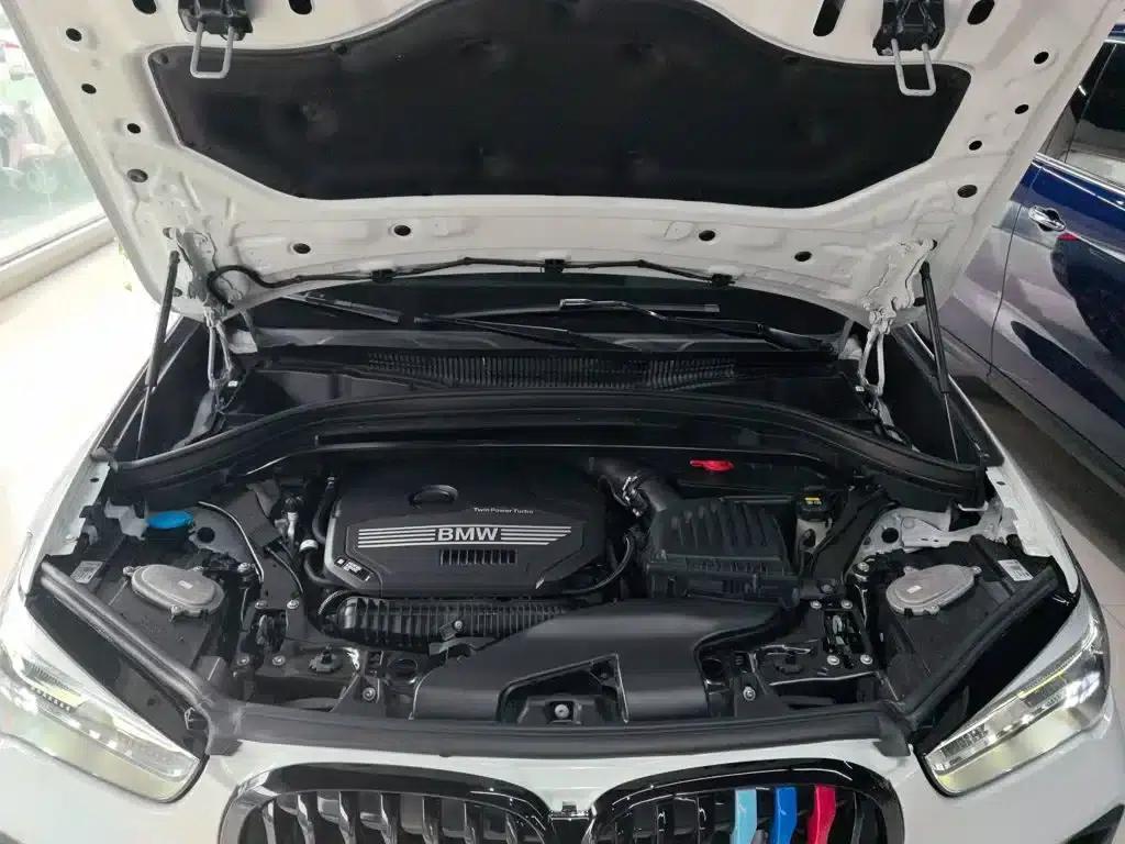 BMW X1 2022 sDrive25Li Leading Edition — миниатюра 10