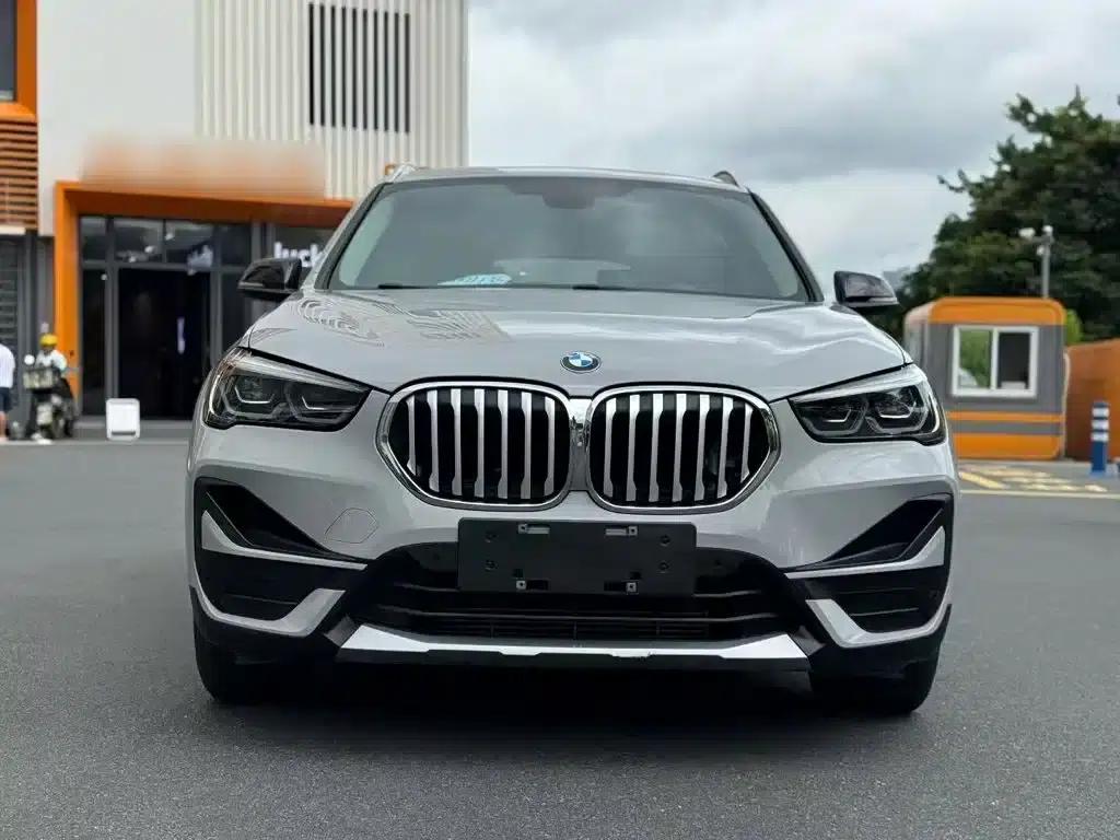 BMW X1 PHEV 2020 xDrive30Le Premium — миниатюра 3