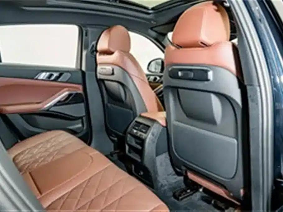 2023 BMW X6 xDrive40i M Sport Package — миниатюра 22