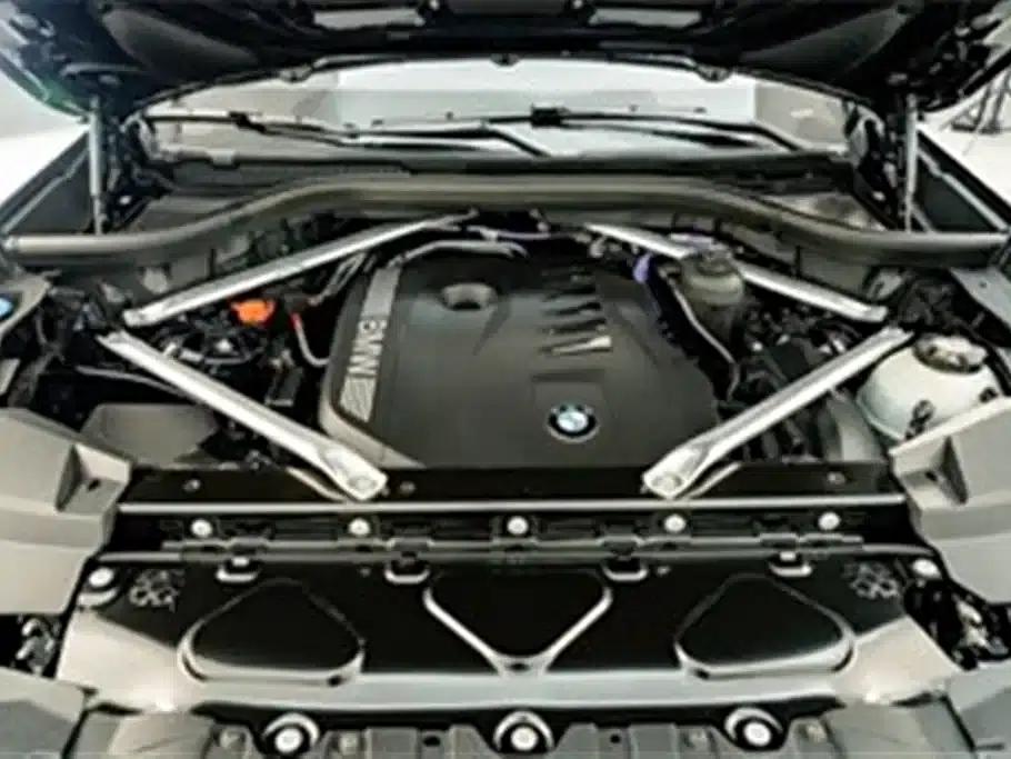 2023 BMW X6 xDrive40i M Sport Package — миниатюра 25