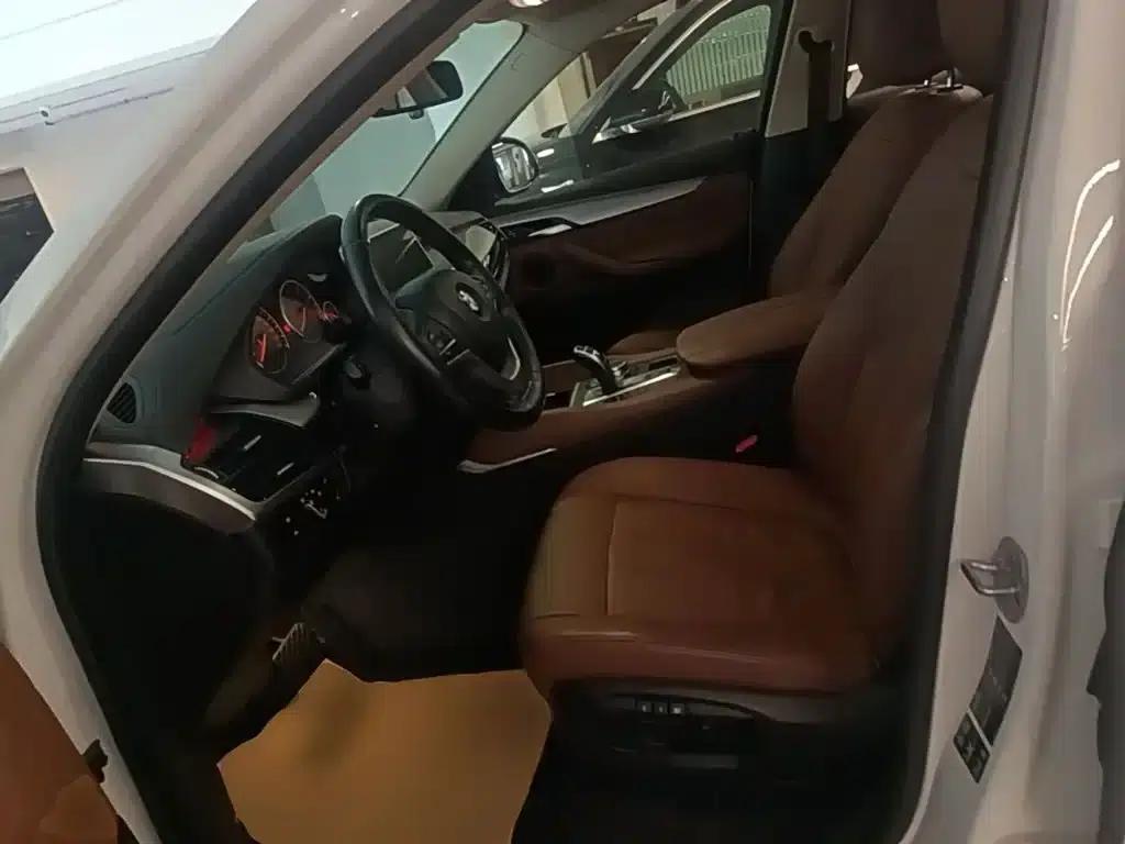 BMW X6 2017 xDrive35i Leading Edition — миниатюра 15