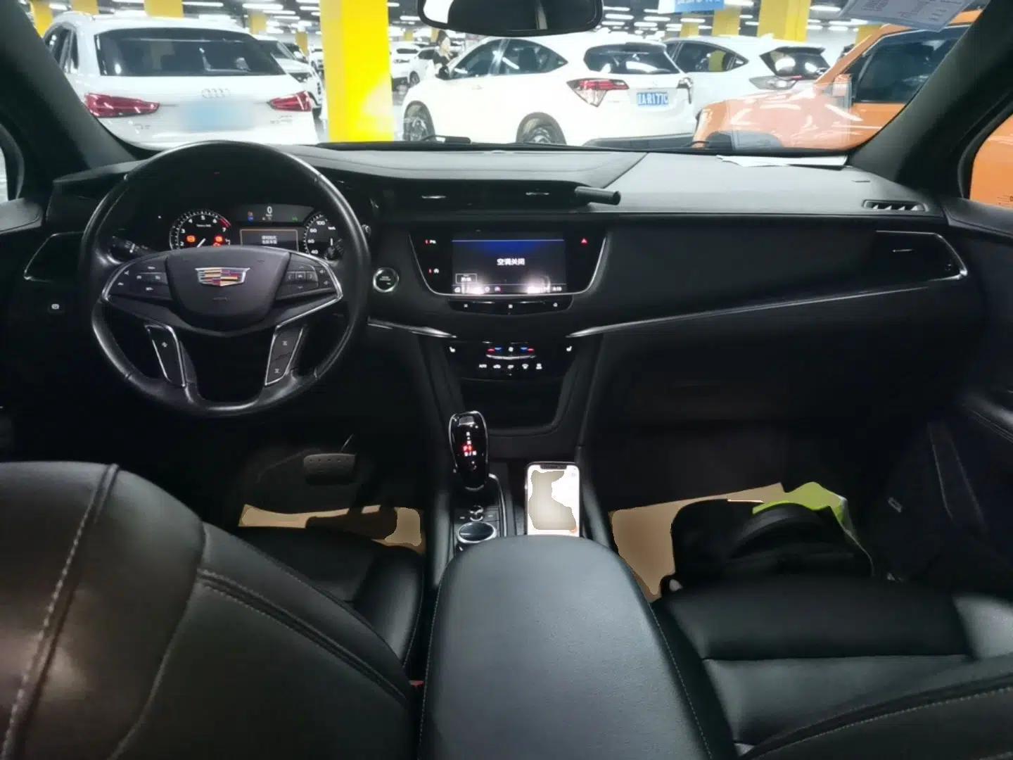 Cadillac XT5 2021 28T Four-Wheel Drive Luxury Version — миниатюра 12