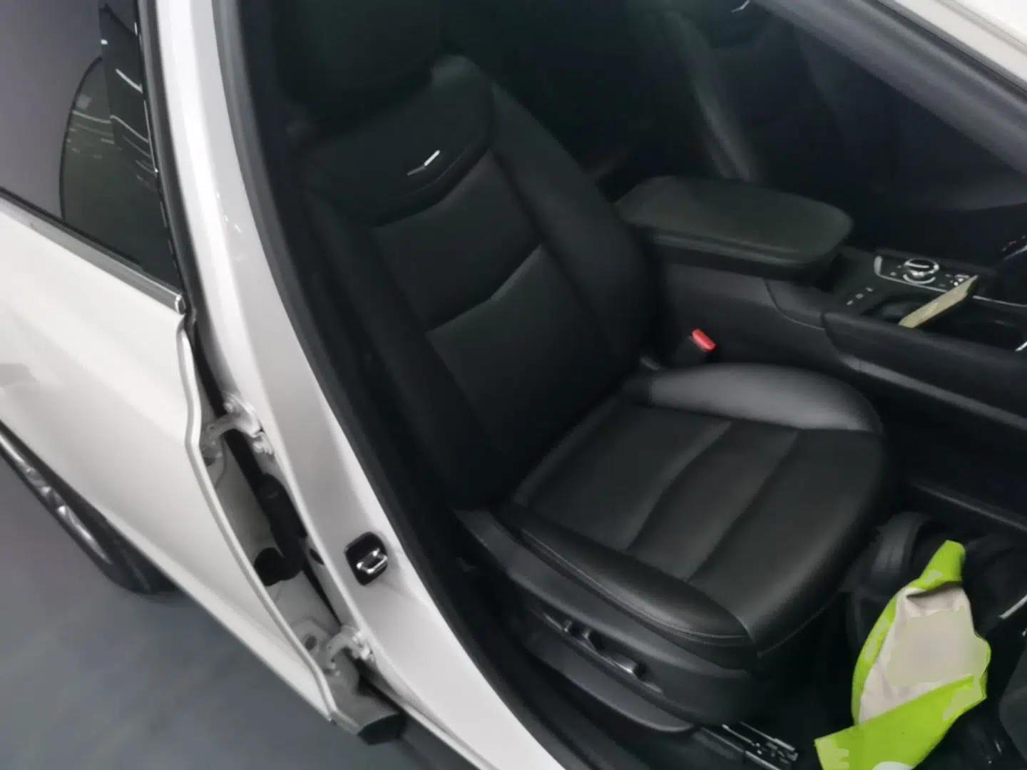 Cadillac XT5 2021 28T Four-Wheel Drive Luxury Version — миниатюра 19