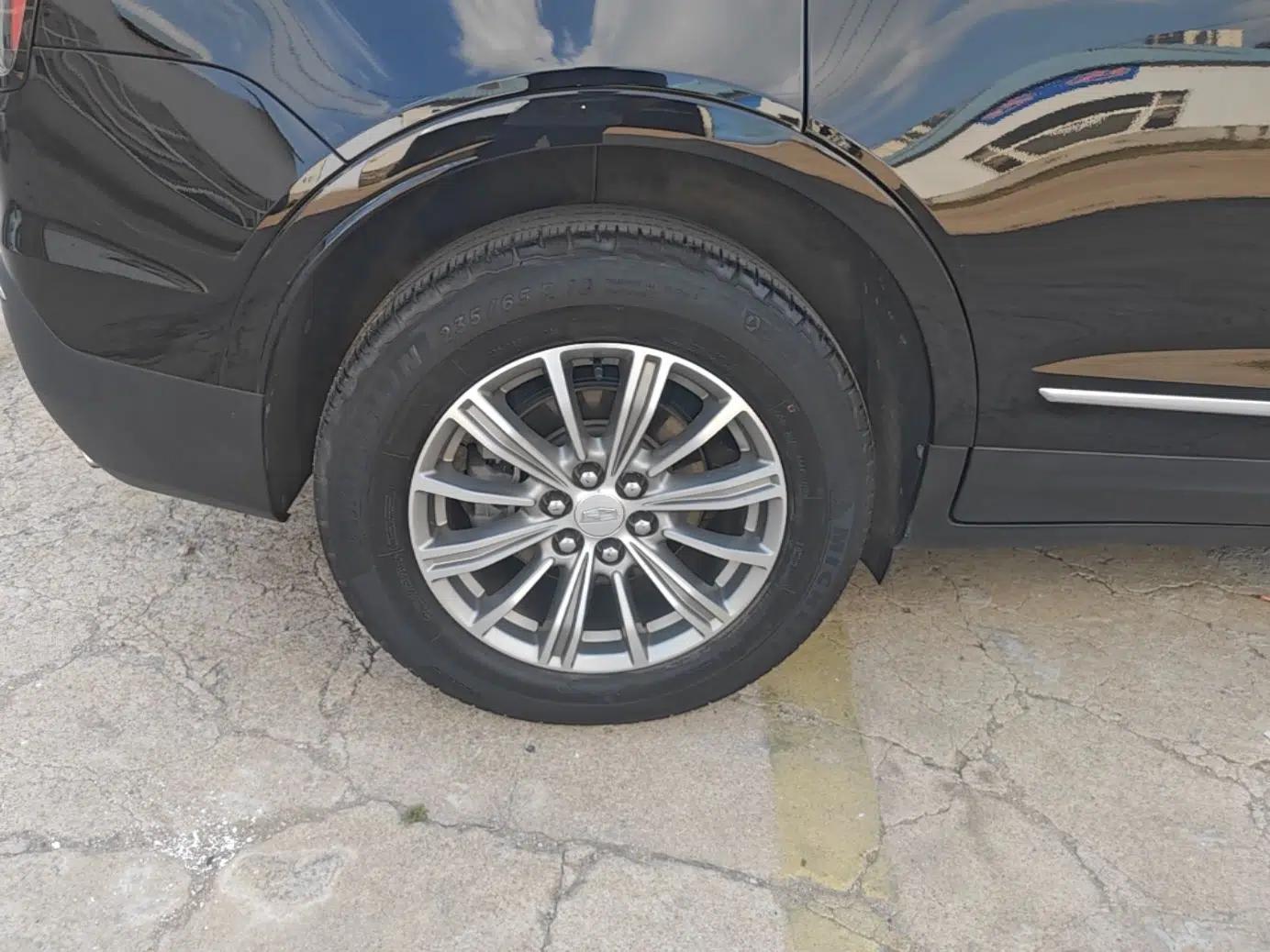 Cadillac XT5 2018 28T Four-Wheel Drive Luxury Model — миниатюра 11