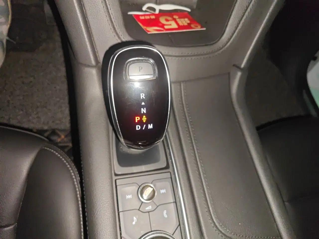 Cadillac XT5 2021 2.0T Two-Wheel Drive Luxury Version — миниатюра 14