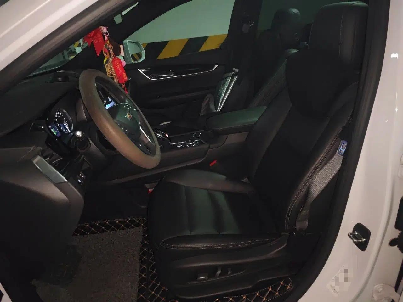 Cadillac XT5 2021 2.0T Two-Wheel Drive Luxury Version — миниатюра 15