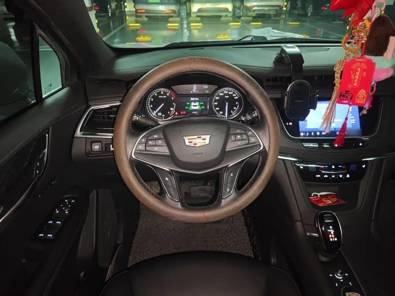 Cadillac XT5 2021 2.0T Two-Wheel Drive Luxury Version — миниатюра 10