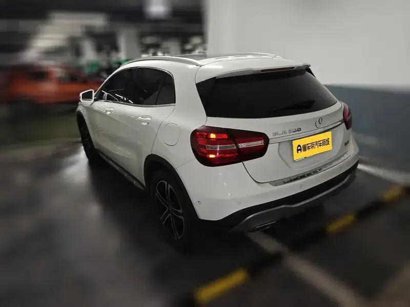 2018 Mercedes-Benz GLA 200 Fashion Edition — миниатюра 6