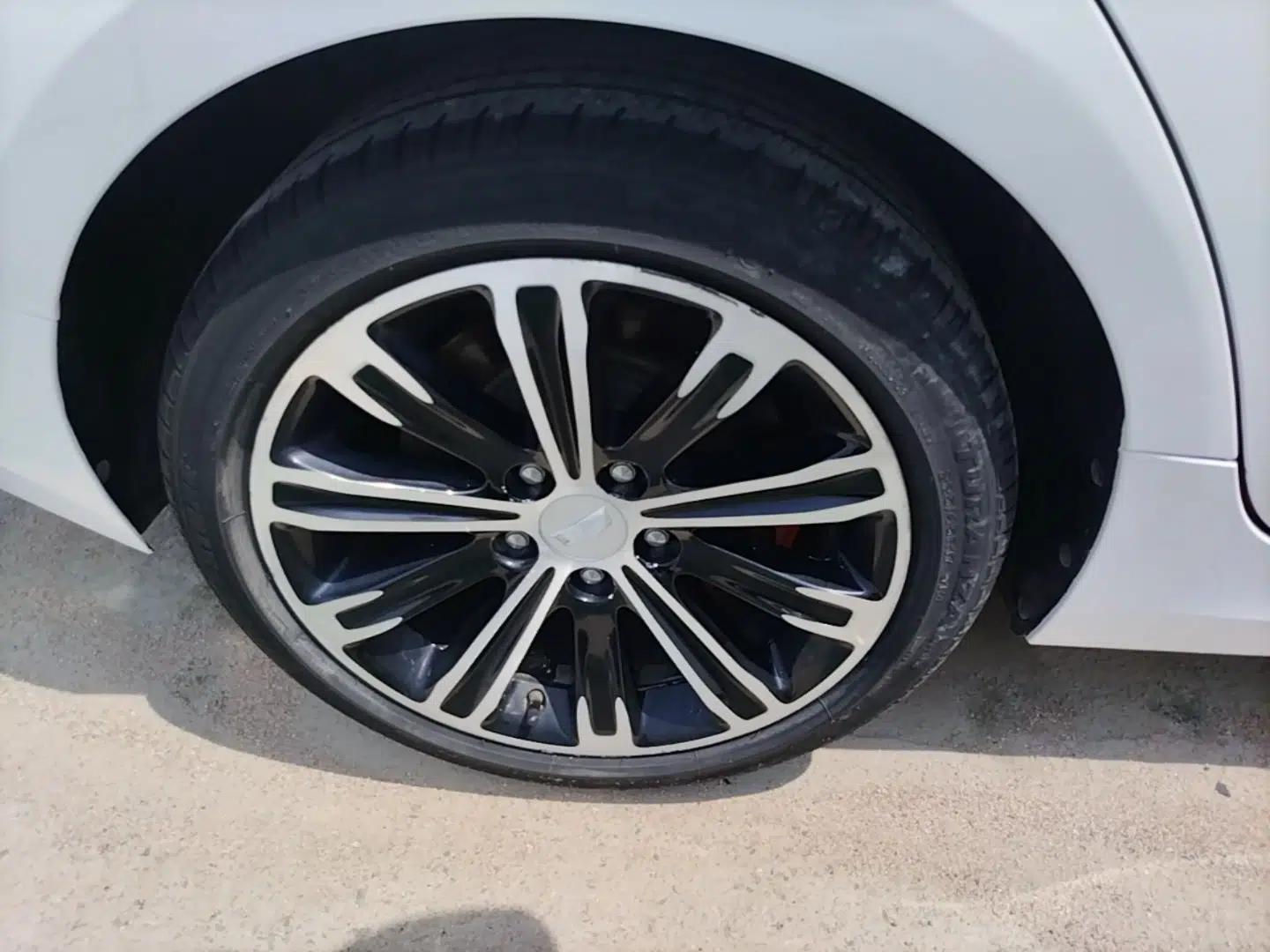 Cadillac ATS-L 2017 28T Tech Edition — миниатюра 11