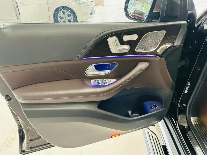 Mercedes-Benz GLS 2023 Facelift GLS 450 4MATIC Fashion Model — миниатюра 12