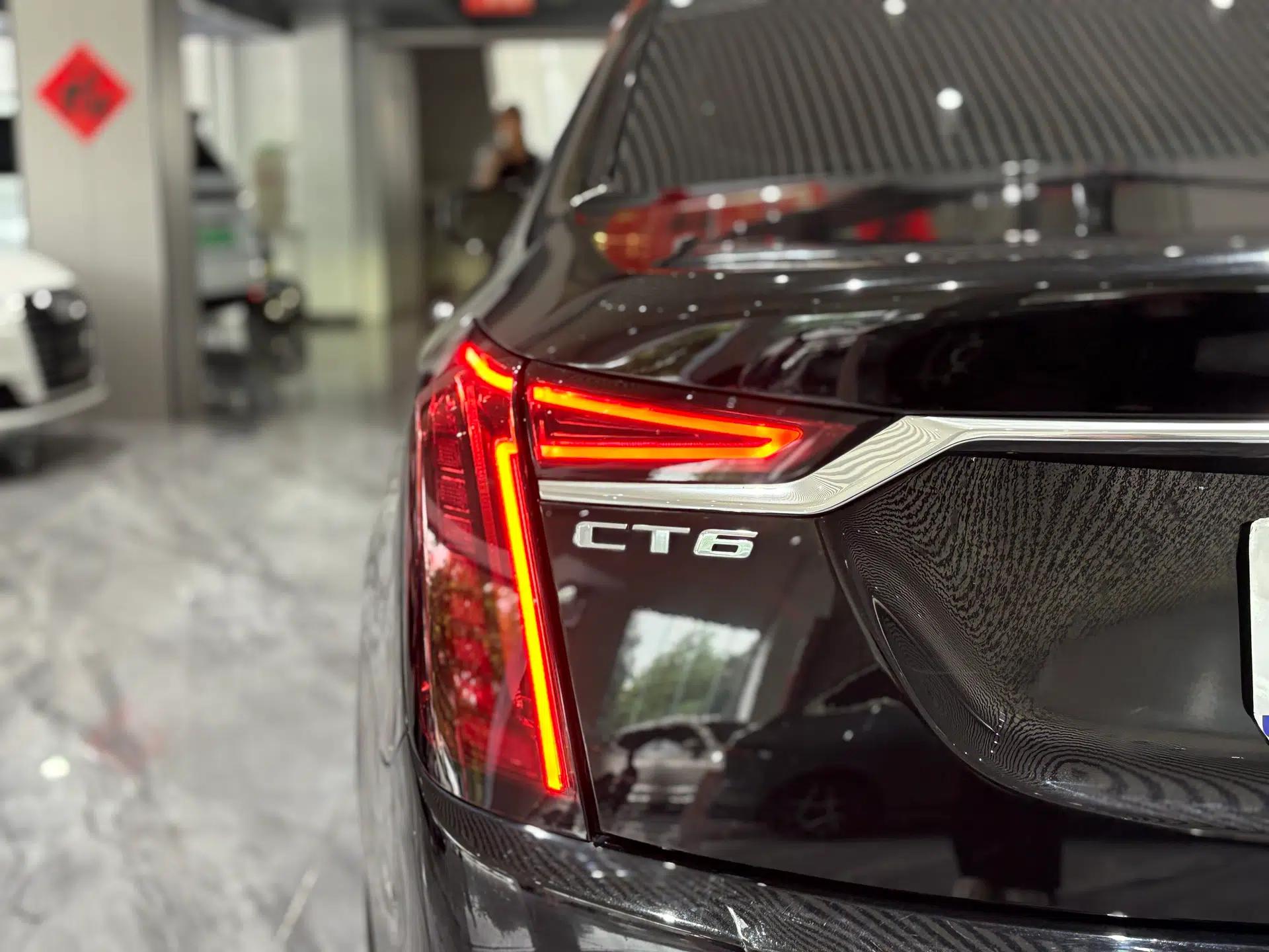 Cadillac CT6 2019 28T Leading Sport Model — миниатюра 17