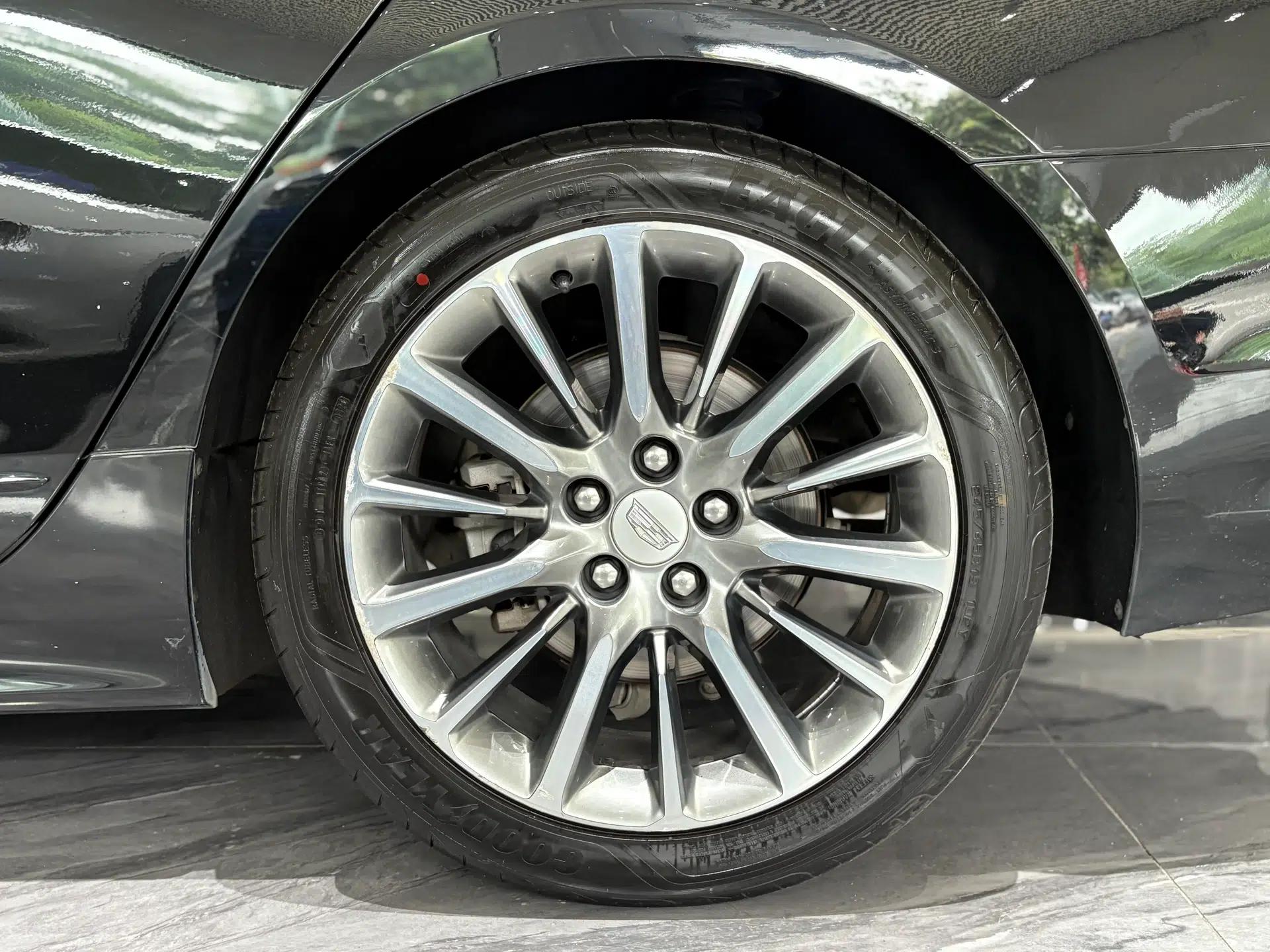 Cadillac CT6 2019 28T Leading Sport Model — миниатюра 19