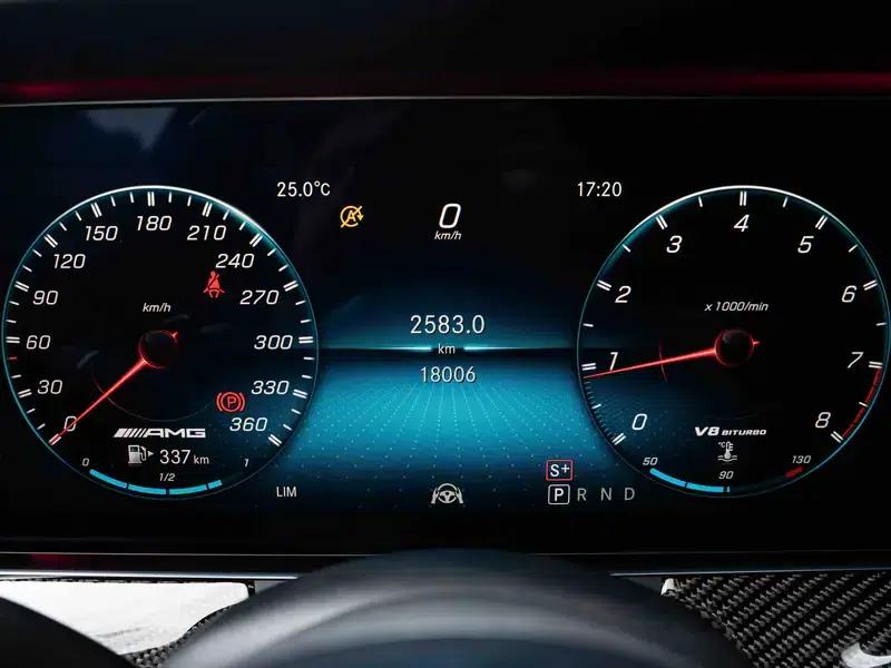 2019 AMG GT 63 S 4MATIC+ four-door coupe — миниатюра 16