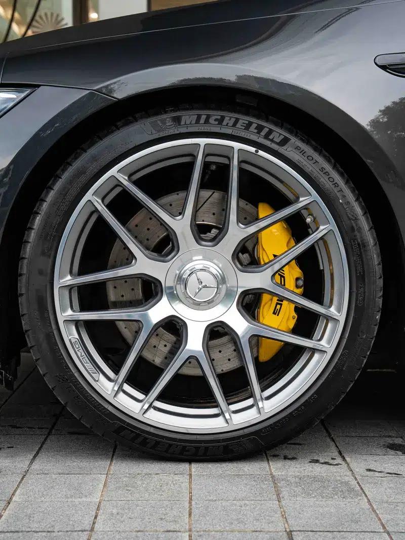 2019 AMG GT 63 S 4MATIC+ four-door coupe — миниатюра 5