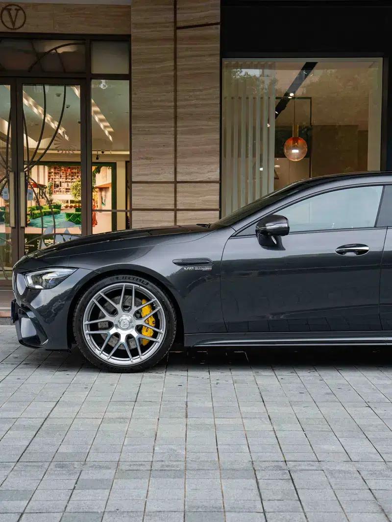 2019 AMG GT 63 S 4MATIC+ four-door coupe — миниатюра 8
