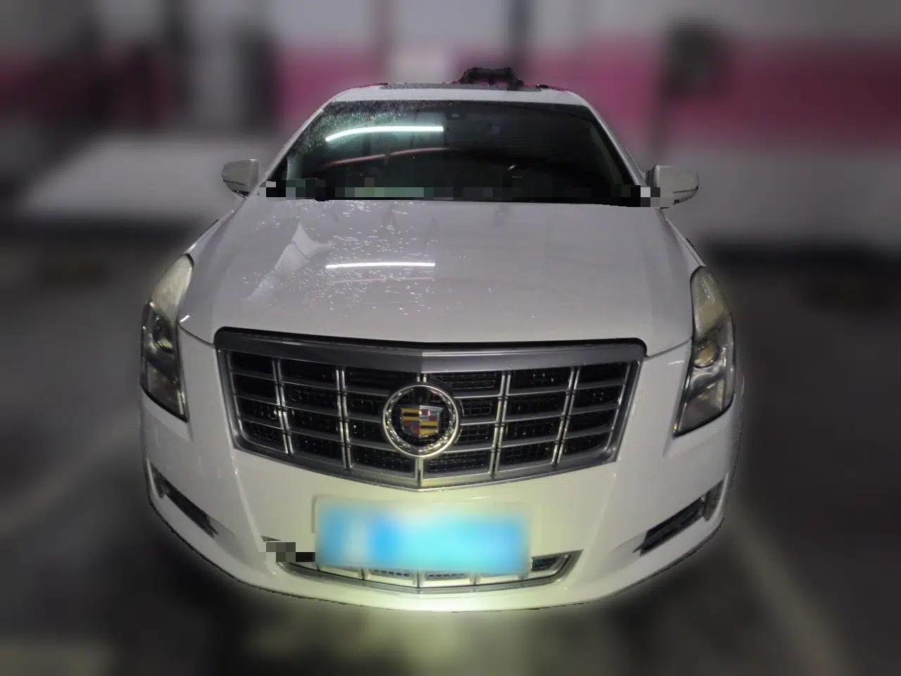 Cadillac XTS 2015 28T Elite Model — миниатюра 2