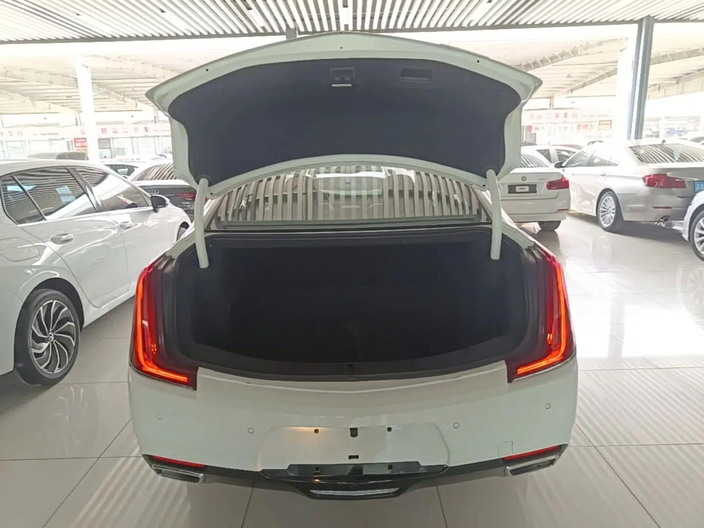 Cadillac XTS 2018 28T Tech Edition — миниатюра 22