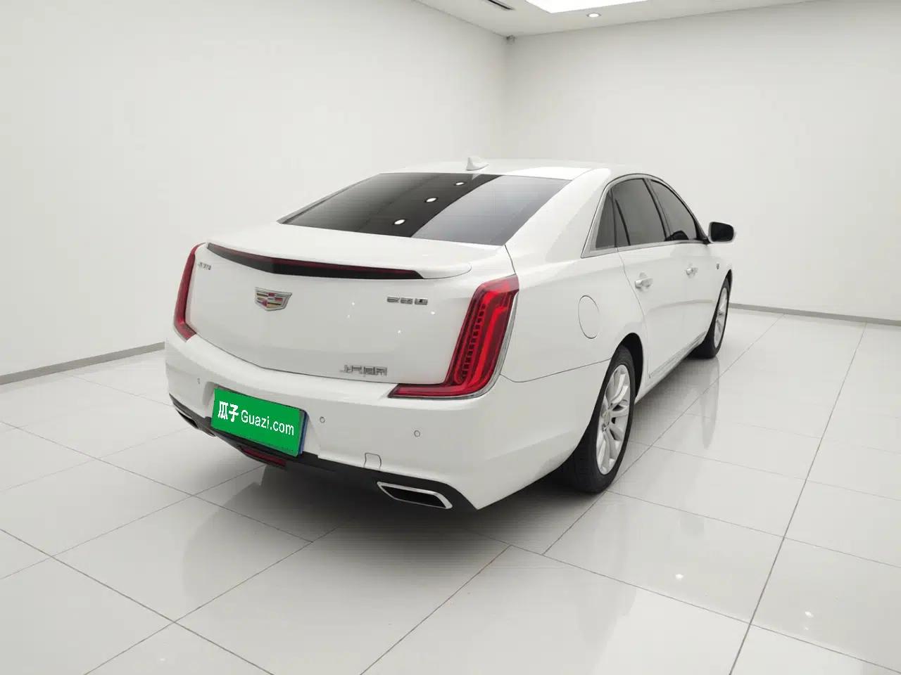 Cadillac XTS 2018 28T Elite Edition — миниатюра 6