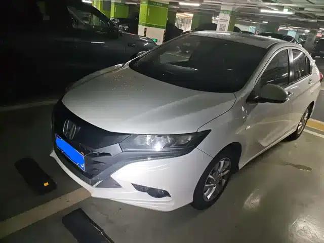 2017 Honda Crider 1.5L CVT Comfort Edition